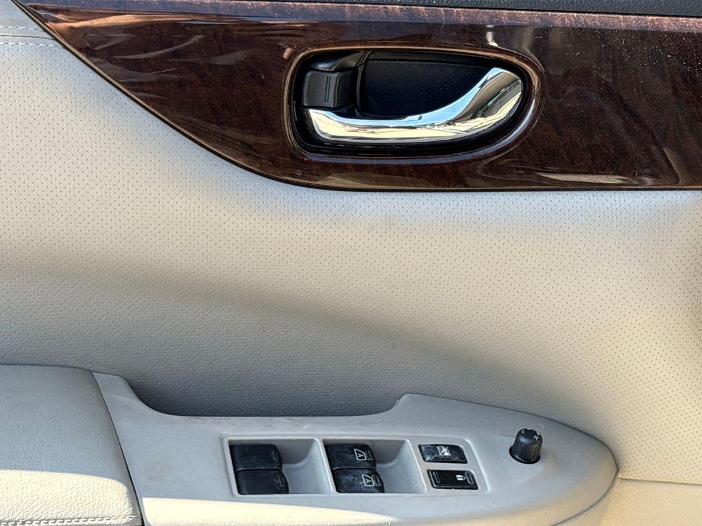 used 2016 Nissan Quest car, priced at $7,500