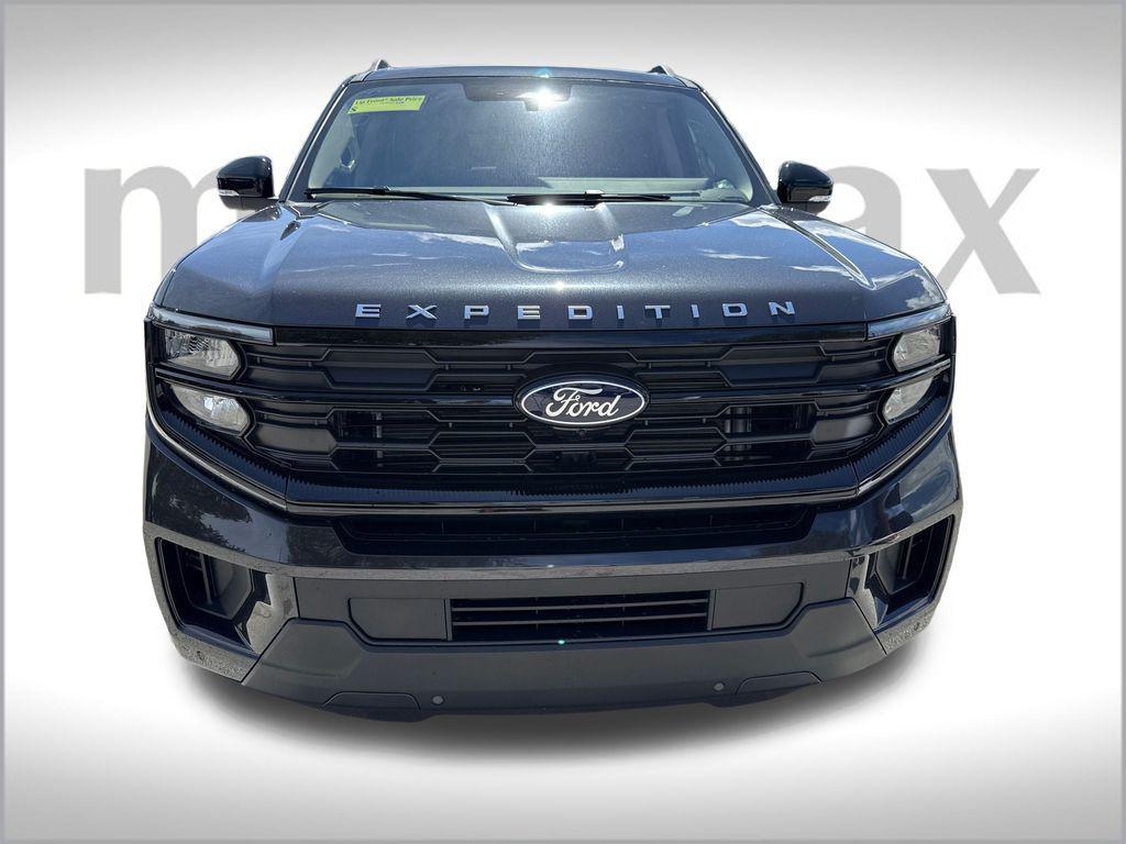 new 2025 Ford Expedition Max car, priced at $70,665