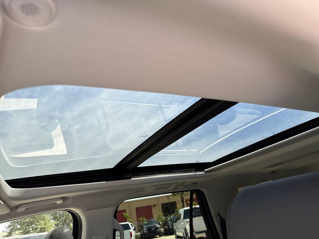 new 2025 Ford Expedition Max car, priced at $70,665