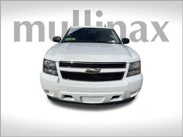 used 2009 Chevrolet Suburban car, priced at $12,200