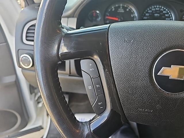 used 2009 Chevrolet Suburban car, priced at $12,200