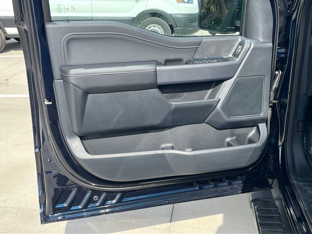 new 2025 Ford F-150 car, priced at $51,864