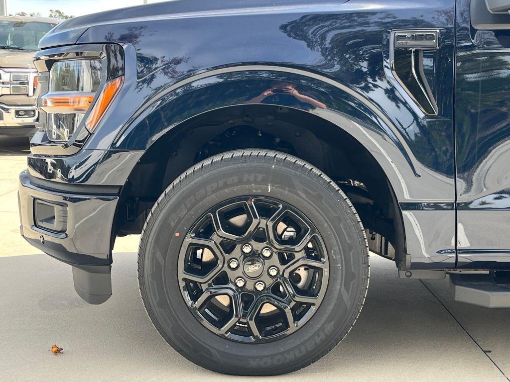 new 2025 Ford F-150 car, priced at $51,864