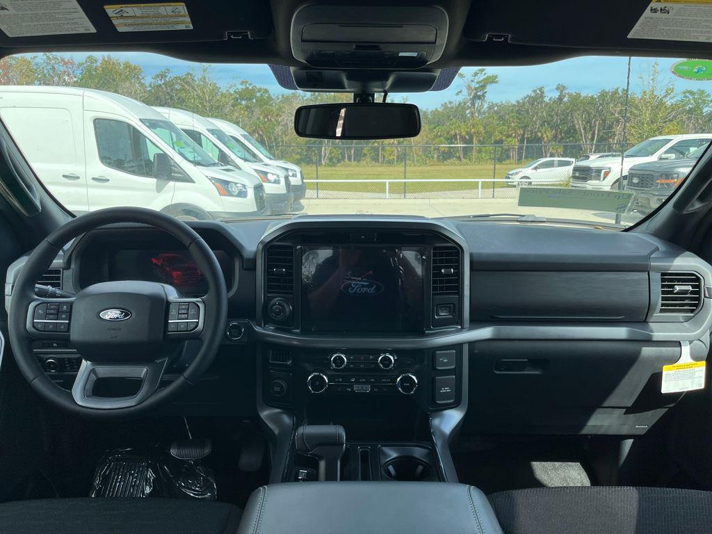 new 2025 Ford F-150 car, priced at $51,864