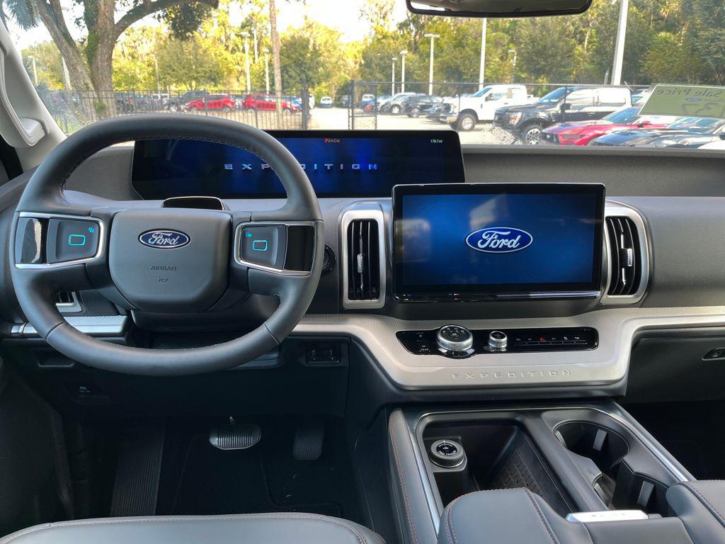 new 2025 Ford Expedition Max car, priced at $71,137