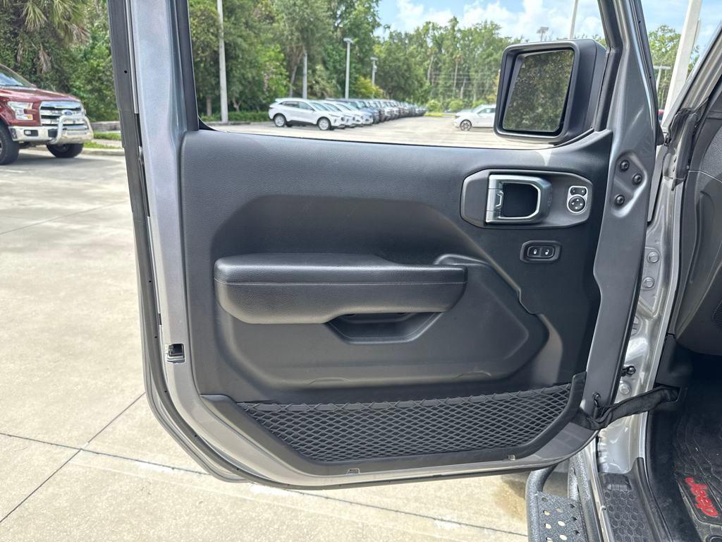 used 2018 Jeep Wrangler Unlimited car, priced at $30,200