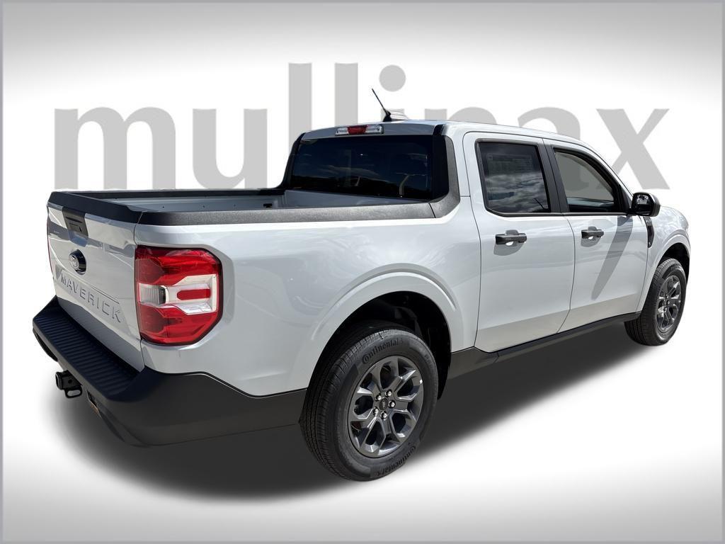 new 2025 Ford Maverick car, priced at $29,367
