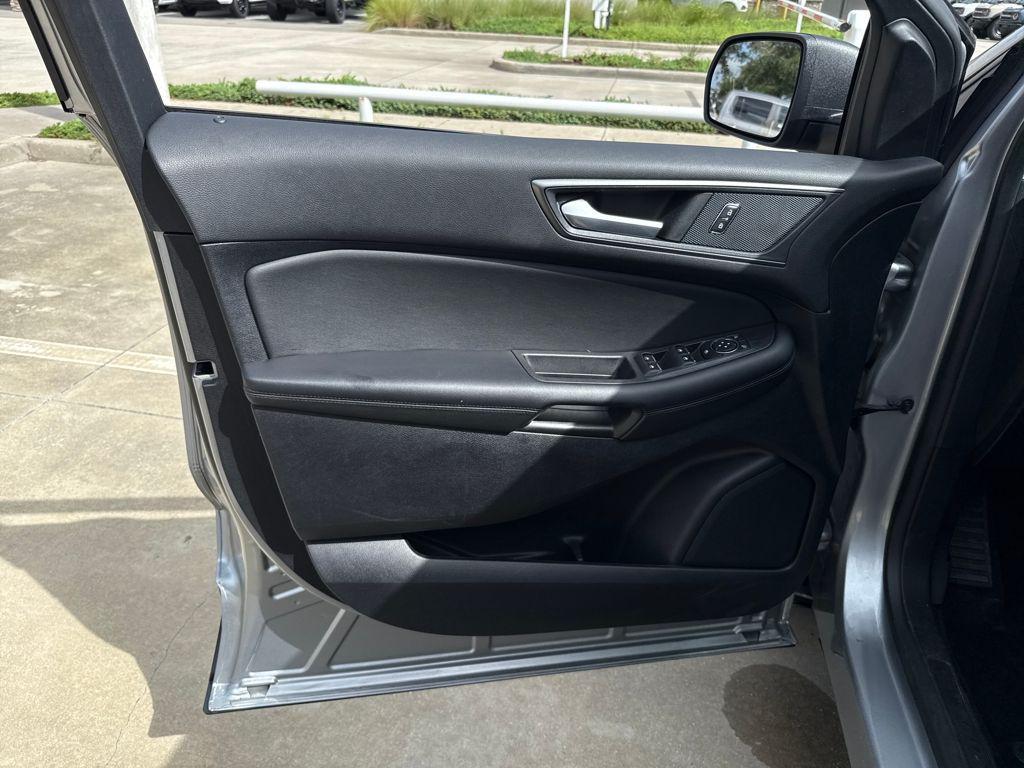 used 2022 Ford Edge car, priced at $22,500