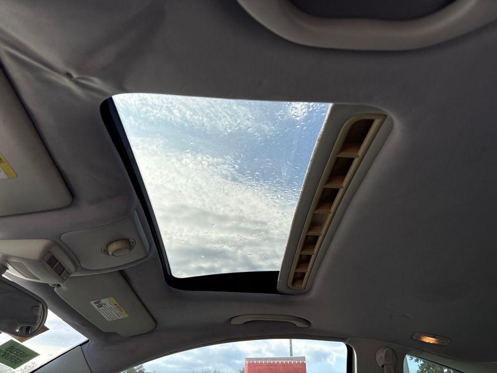 used 2010 Volkswagen New Beetle car, priced at $6,500