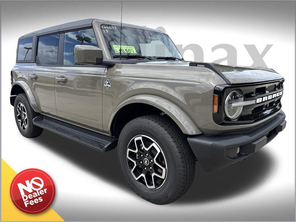 new 2025 Ford Bronco car, priced at $49,307