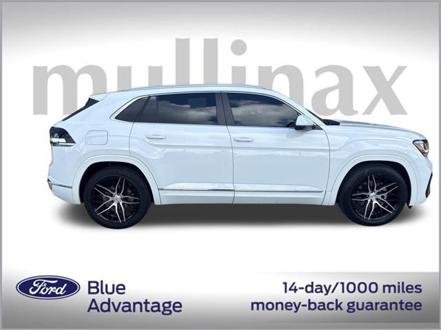 used 2022 Volkswagen Atlas Cross Sport car, priced at $29,600
