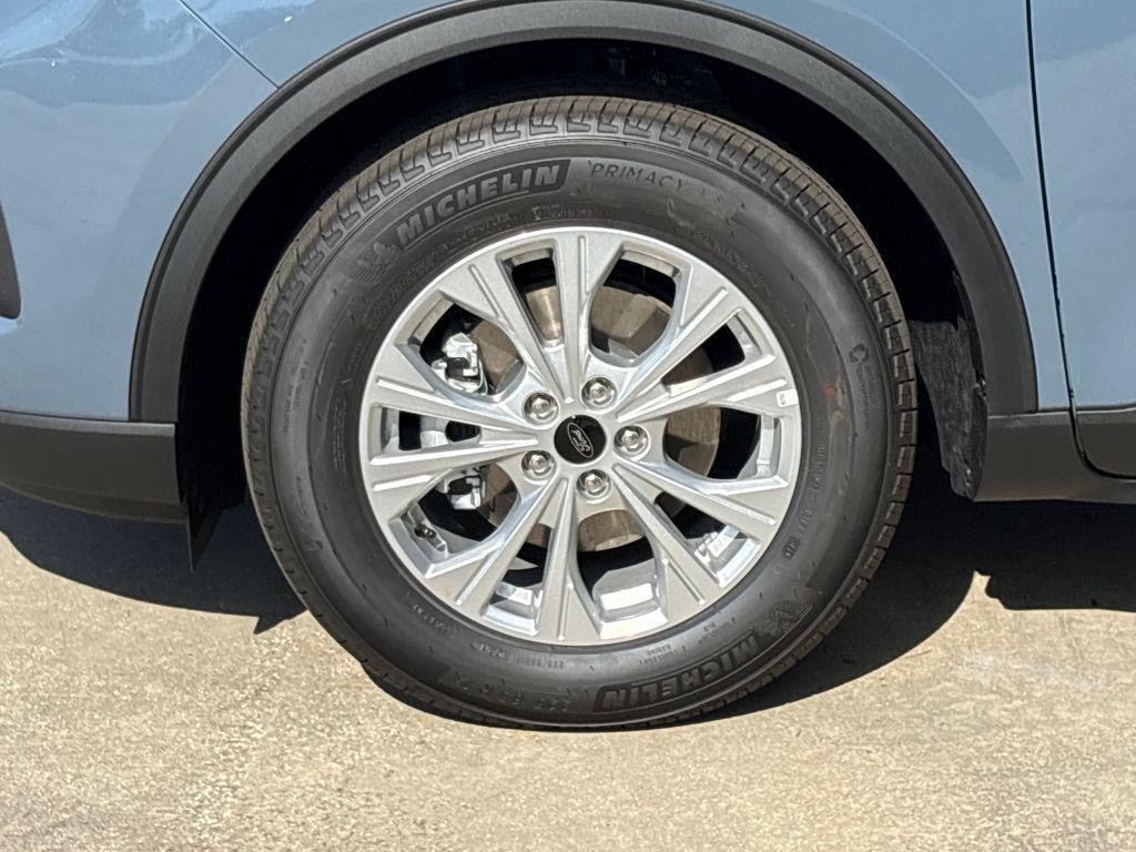 new 2026 Ford Escape car, priced at $28,966