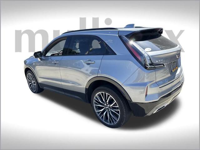 used 2025 Cadillac XT4 car, priced at $43,000