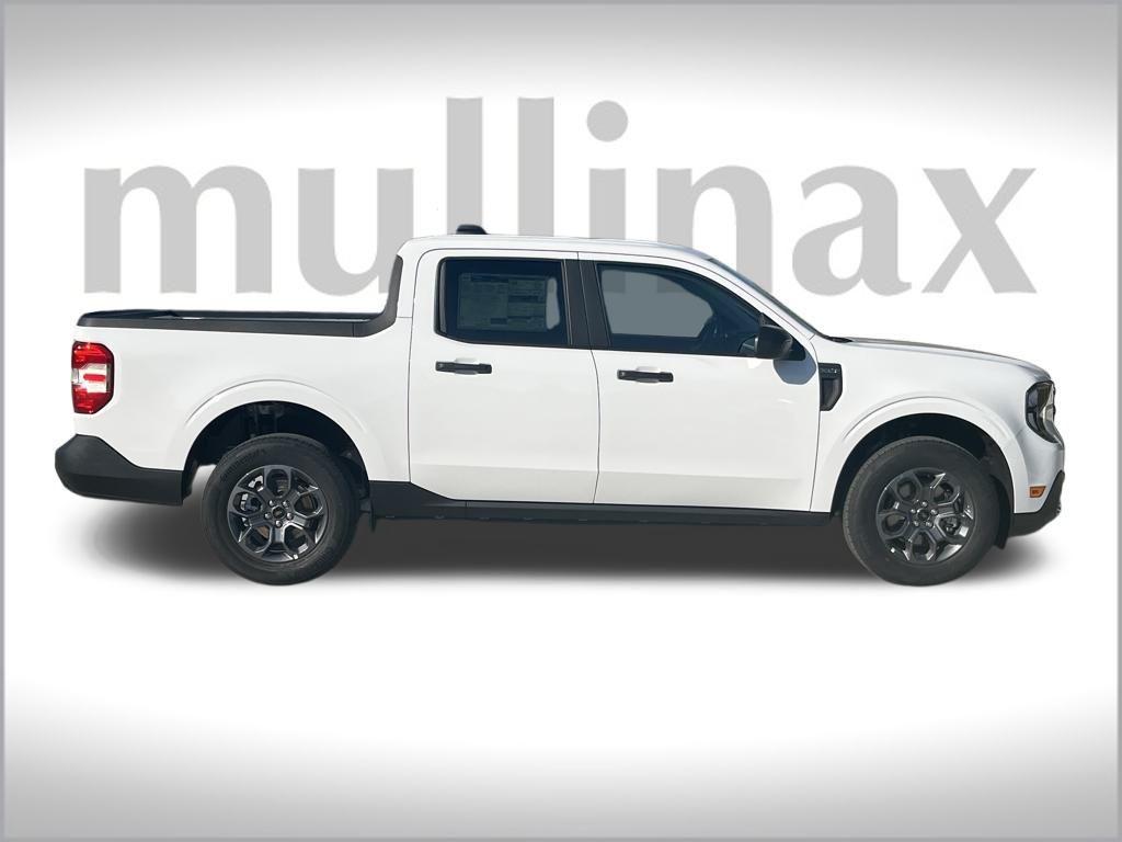 new 2025 Ford Maverick car, priced at $32,236