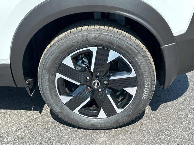 new 2025 Nissan Kicks car, priced at $20,655