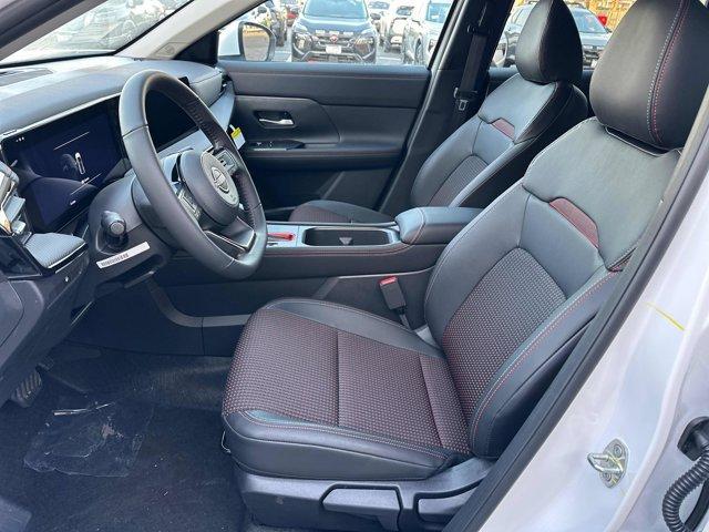 new 2025 Nissan Kicks car, priced at $28,467