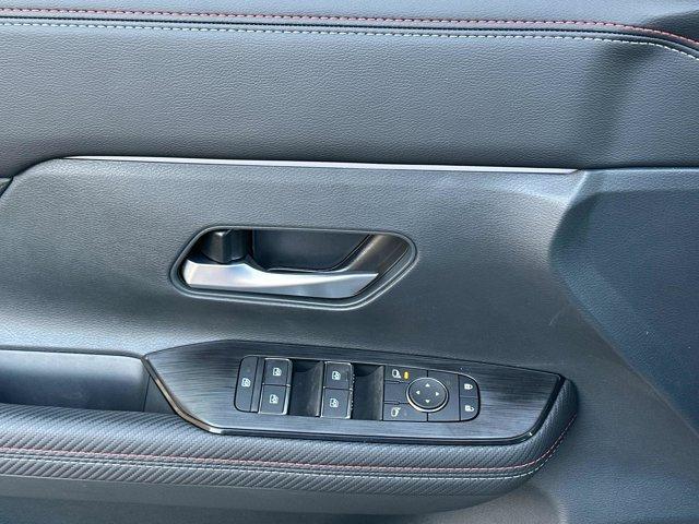new 2025 Nissan Kicks car, priced at $28,467
