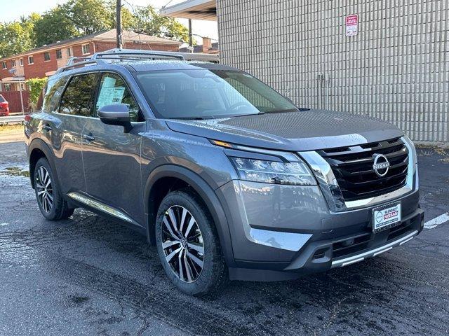 new 2024 Nissan Pathfinder car, priced at $47,563