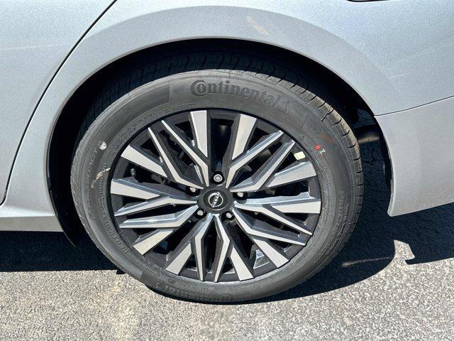 new 2025 Nissan Altima car, priced at $22,943