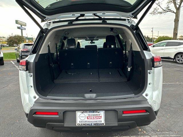 new 2025 Nissan Pathfinder car, priced at $35,238