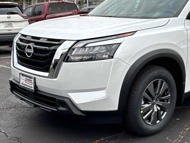 new 2025 Nissan Pathfinder car, priced at $35,238