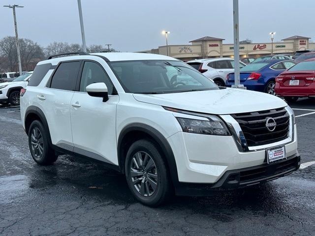 used 2024 Nissan Pathfinder car, priced at $35,750