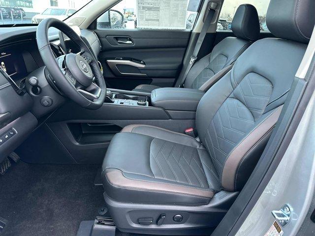 new 2025 Nissan Pathfinder car, priced at $50,839