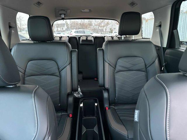 new 2025 Nissan Pathfinder car, priced at $50,839