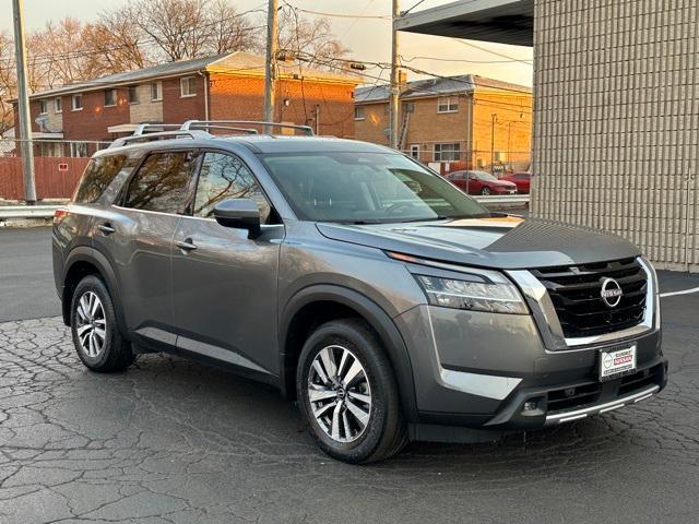 used 2022 Nissan Pathfinder car, priced at $32,800