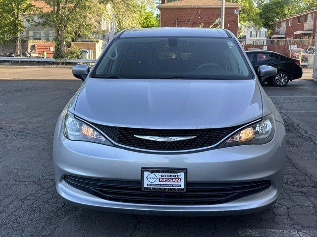 used 2017 Chrysler Pacifica car, priced at $12,800
