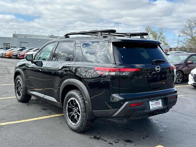 new 2024 Nissan Pathfinder car, priced at $40,962