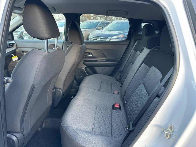 new 2025 Nissan Kicks car, priced at $26,680