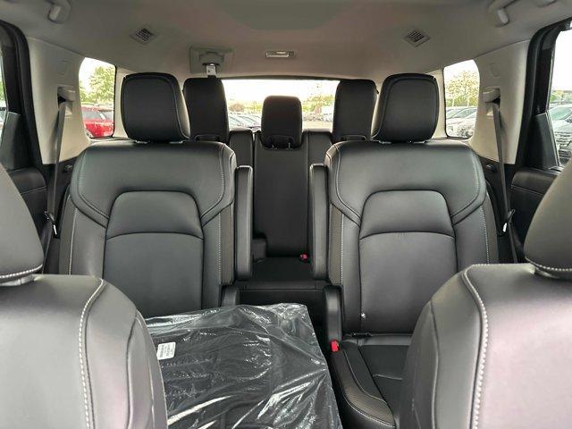 new 2025 Nissan Pathfinder car, priced at $45,221