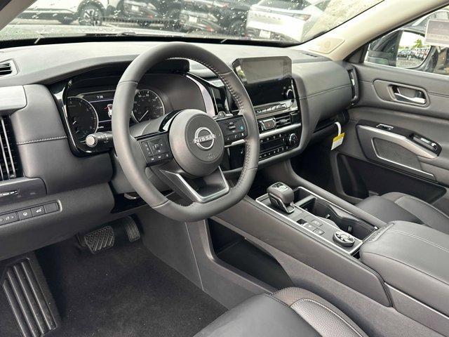 new 2025 Nissan Pathfinder car, priced at $45,221