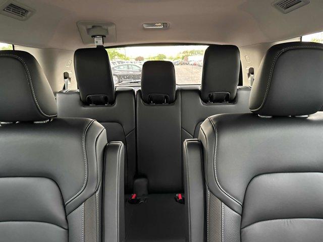 new 2025 Nissan Pathfinder car, priced at $45,221