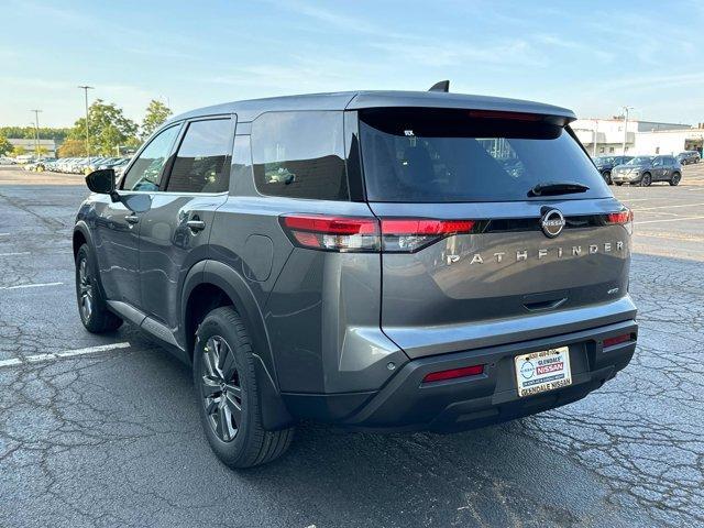 new 2024 Nissan Pathfinder car, priced at $33,952