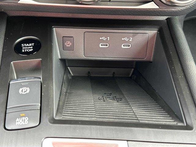 new 2025 Nissan Kicks car, priced at $26,020