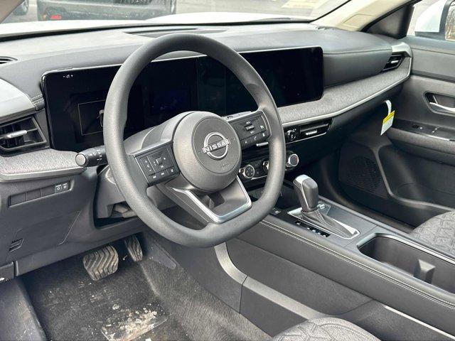 new 2025 Nissan Kicks car, priced at $26,172
