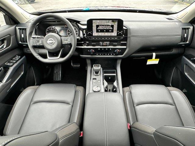 new 2025 Nissan Pathfinder car, priced at $44,853