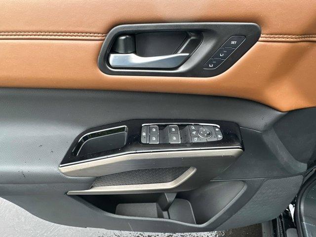 new 2025 Nissan Pathfinder car, priced at $48,680