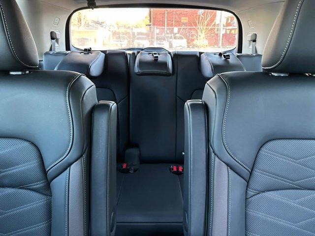 new 2025 Nissan Pathfinder car, priced at $44,215