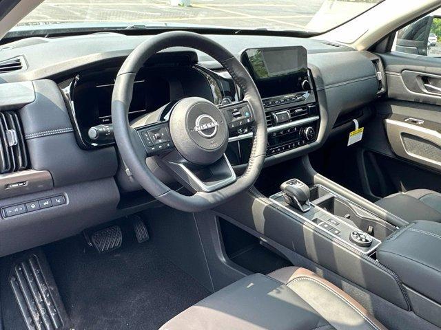 new 2025 Nissan Pathfinder car, priced at $48,804