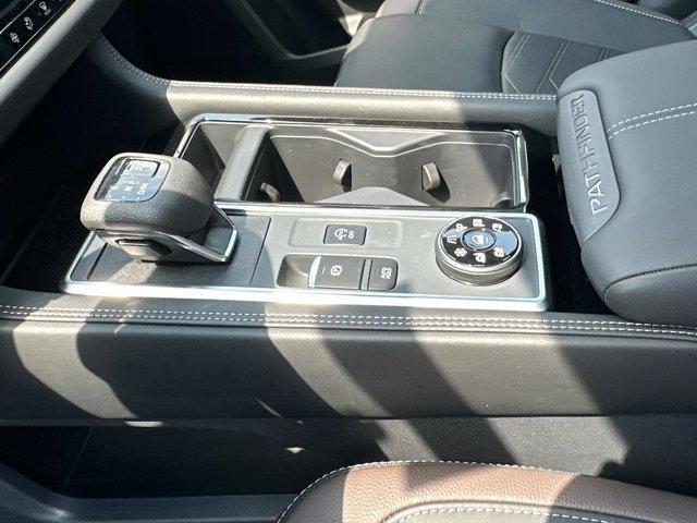 new 2025 Nissan Pathfinder car, priced at $48,804