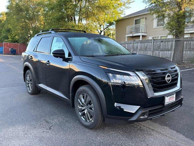 new 2024 Nissan Pathfinder car, priced at $41,595