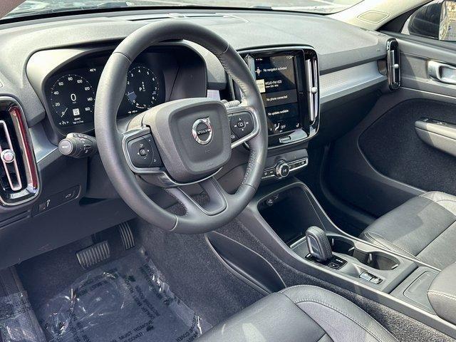 used 2021 Volvo XC40 car, priced at $24,900