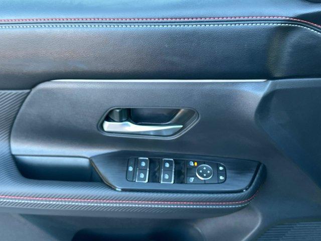 new 2025 Nissan Kicks car, priced at $28,841