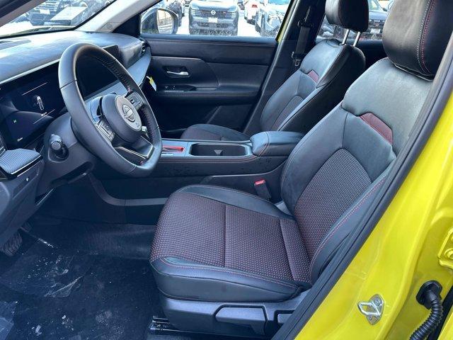 new 2025 Nissan Kicks car, priced at $28,841