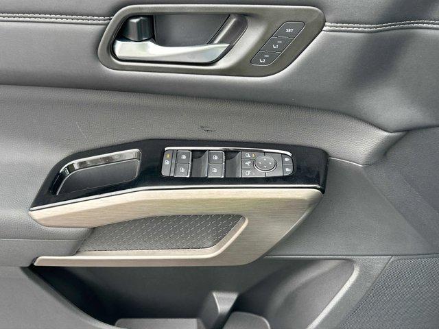 new 2025 Nissan Pathfinder car, priced at $51,215