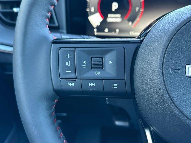 new 2025 Nissan Kicks car, priced at $27,990