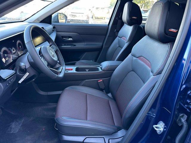 new 2025 Nissan Kicks car, priced at $27,990